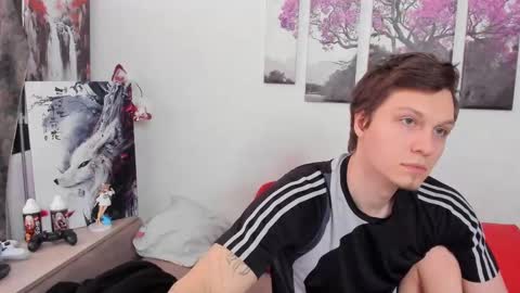 Snapshot of alex_wandhot chatting on March 10, 4:17 am Alex WandHot online show from March 10, 4:17 am