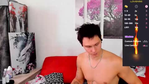 Snapshot of alex_wandhot chatting on September 17, 6:37 am Alex WandHot online show from September 17, 6:37 am