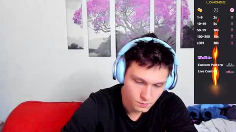 Snapshot of alex_wandhot chatting on October 7, 11:18 am Alex WandHot online show from October 7, 11:18 am