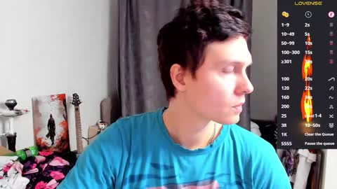 Snapshot of alex_wandhot chatting on October 10, 9:30 am Alex WandHot online show from October 10, 9:30 am