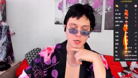 Snapshot of alex_wandhot chatting on November 7, 5:40 am Alex WandHot online show from November 7, 5:40 am