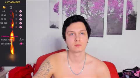 Snapshot of alex_wandhot chatting on November 23, 4:23 am Alex WandHot online show from November 23, 4:23 am