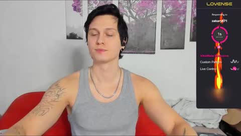 Snapshot of alex_wandhot chatting on December 2, 7:03 am Alex WandHot online show from December 2, 7:03 am