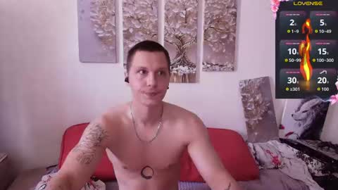 Snapshot of alex_wandhot chatting on July 8, 3:33 am Alex WandHot online show from July 8, 3:33 am