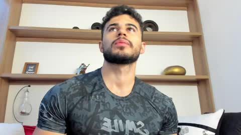 alex_wolf05 online show from April 8, 6:52 pm