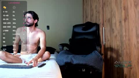 Snapshot of alex_wolf__ chatting on May 10, 11:43 pm Alex Wolf online show from May 10, 11:43 pm