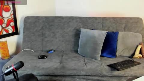 Alex Woll online show from February 5, 9:30 pm