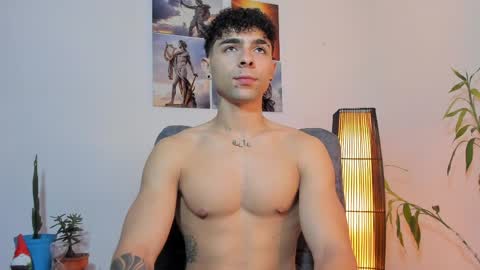 Snapshot of alex_zt7 chatting on June 2, 3:14 pm x online show from June 2, 3:14 pm