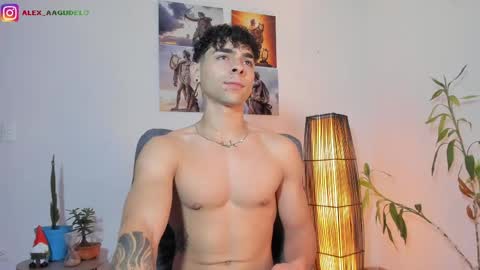 Snapshot of alex_zt7 chatting on June 6, 4:12 pm x online show from June 6, 4:12 pm