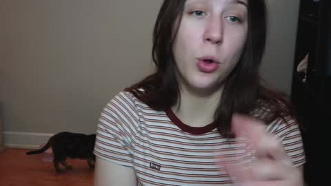 dont be afraid to click social media link its  working  just click on that  online show from January 3, 1:16 am