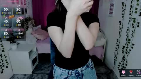 alexa_lexi online show from April 16, 10:38 am