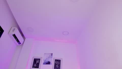 Alexa Millers online show from February 16, 10:10 am