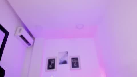 Alexa Millers online show from February 20, 10:59 am