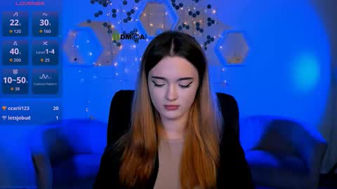 alexa_night_ online show from November 18, 10:03 pm