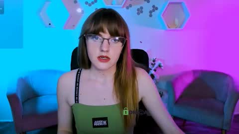 alexa_night_ online show from November 26, 8:43 pm