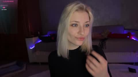 Snapshot of alexa_novak chatting on November 27, 2:57 am Alexa online show from November 27, 2:57 am