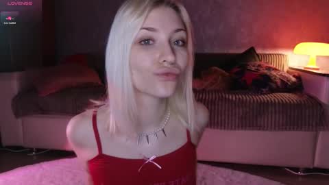 Snapshot of alexa_novak chatting on November 28, 3:42 am Alexa online show from November 28, 3:42 am