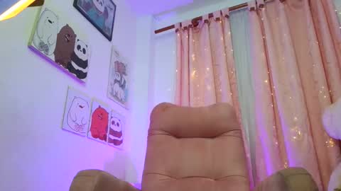 Snapshot of alexa_orange chatting on June 3, 10:40 am alexa_orange online show from June 3, 10:40 am