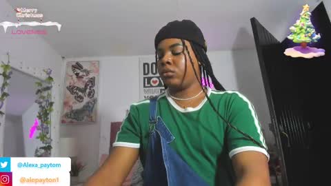 Snapshot of alexa_paytom1 chatting on December 25, 6:52 am Alexa online show from December 25, 6:52 am