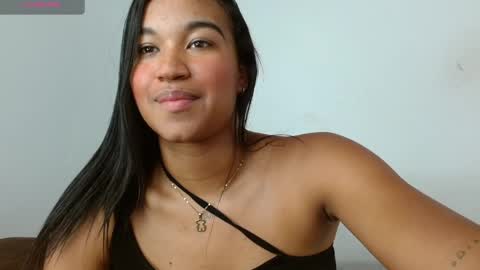 Snapshot of alexa_priincess chatting on April 25, 6:49 pm online show from April 25, 6:49 pm