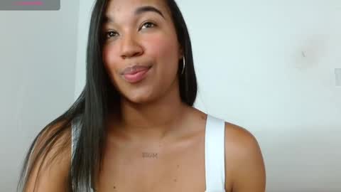 Snapshot of alexa_priincess chatting on May 3, 4:13 pm online show from May 3, 4:13 pm