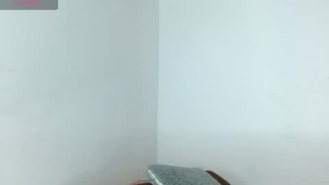 Snapshot of alexa_priincess chatting on May 29, 9:35 pm online show from May 29, 9:35 pm