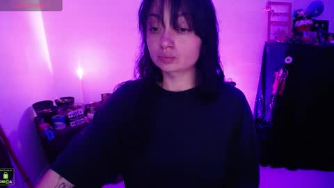 Snapshot of alexa_sweet69x chatting on December 5, 1:47 am Alexa online show from December 5, 1:47 am