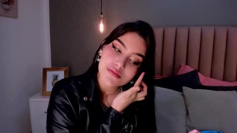 Alexa Thaylor online show from February 10, 2:59 pm