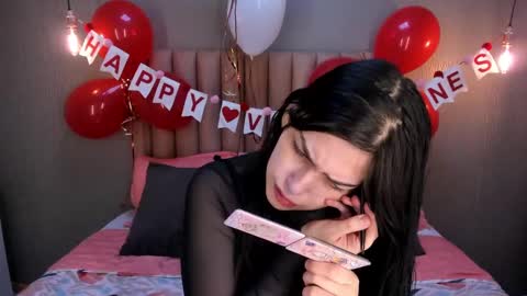 Alexa Thaylor online show from February 18, 2:38 pm