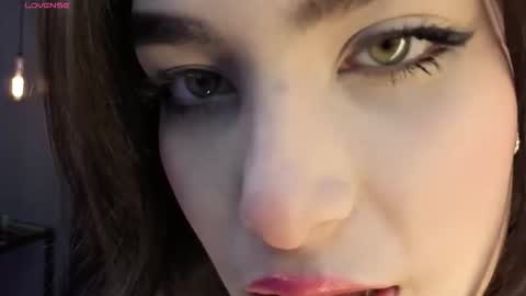 Alexa Thaylor online show from February 11, 2:33 pm