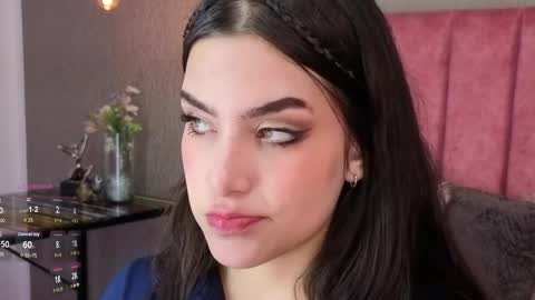 Alexa Thaylor online show from April 4, 5:43 pm