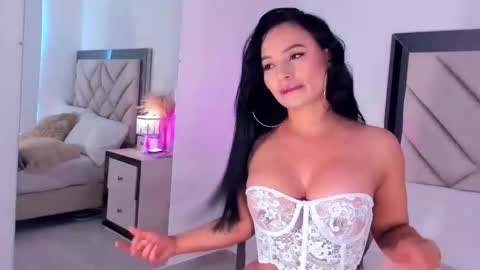 alexa_tobar online show from January 10, 7:37 pm
