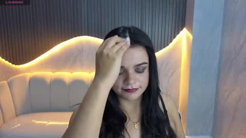 Snapshot of alexaa_tx chatting on November 13, 3:16 am Online 2200 to 600 online show from November 13, 3:16 am