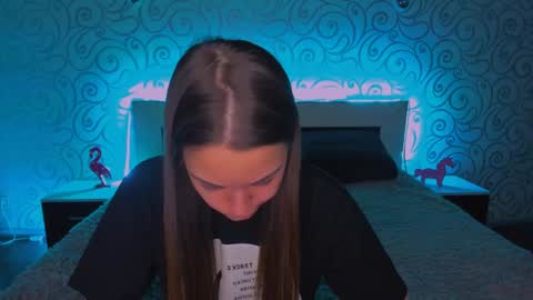 angel online show from December 4, 3:04 am