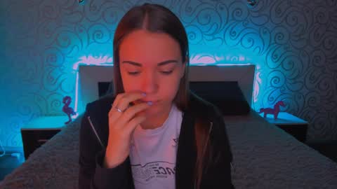 angel online show from December 19, 3:29 am