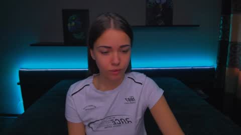 angel online show from December 24, 6:11 am