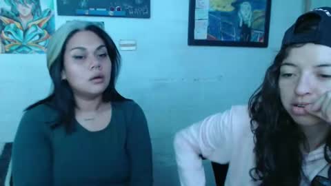 Snapshot of alexablu3 chatting on December 31, 10:01 pm Alexa Blu3 online show from December 31, 10:01 pm