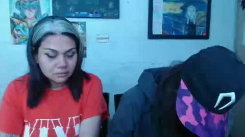 Snapshot of alexablu3 chatting on January 24, 4:27 am Alexa Blu3 online show from January 24, 4:27 am