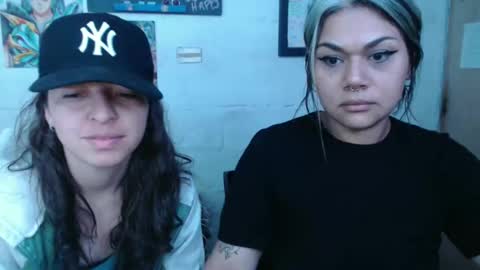 Snapshot of alexablu3 chatting on January 26, 11:29 pm Alexa Blu3 online show from January 26, 11:29 pm