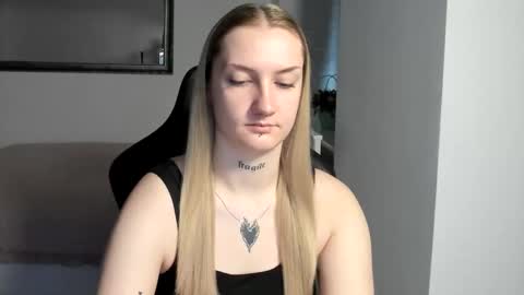 Alexa online show from December 5, 12:14 pm