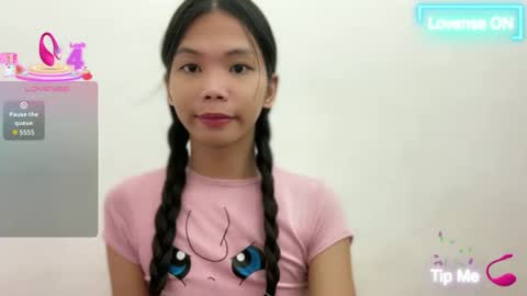 Snapshot of alexaloove chatting on May 22, 6:42 am alexa online show from May 22, 6:42 am