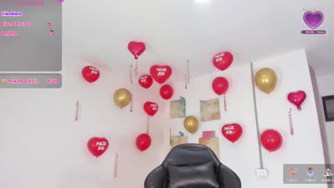 Alexandra Castillo online show from February 15, 3:31 am