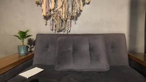 Alex  Dani online show from September 14, 1:49 am