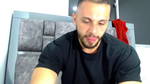 Snapshot of alexander_2015 chatting on September 28, 4:40 am alexander_2015 online show from September 28, 4:40 am