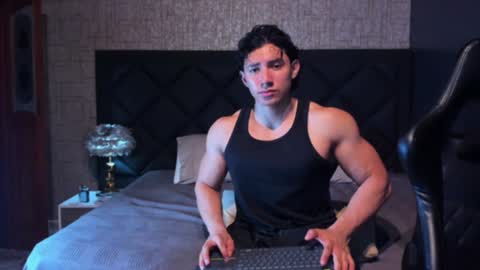 Snapshot of alexander_classy chatting on January 24, 8:23 am Alex online show from January 24, 8:23 am