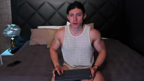 Snapshot of alexander_classy chatting on January 30, 3:00 am Alex online show from January 30, 3:00 am