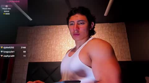 Snapshot of alexander_classy chatting on March 9, 8:07 am Alex online show from March 9, 8:07 am