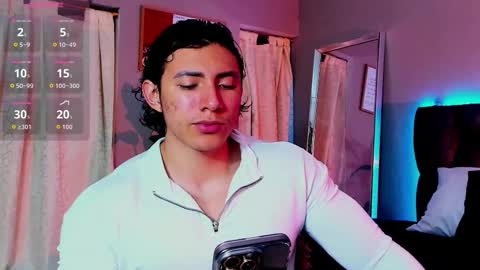 Snapshot of alexander_classy chatting on October 12, 12:20 am Alex online show from October 12, 12:20 am