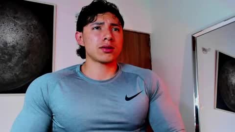 Snapshot of alexander_classy chatting on May 24, 12:59 am Alex online show from May 24, 12:59 am