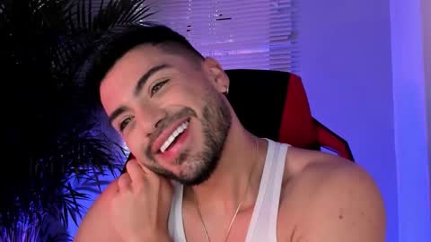 Alexander Diaz online show from September 27, 1:38 pm